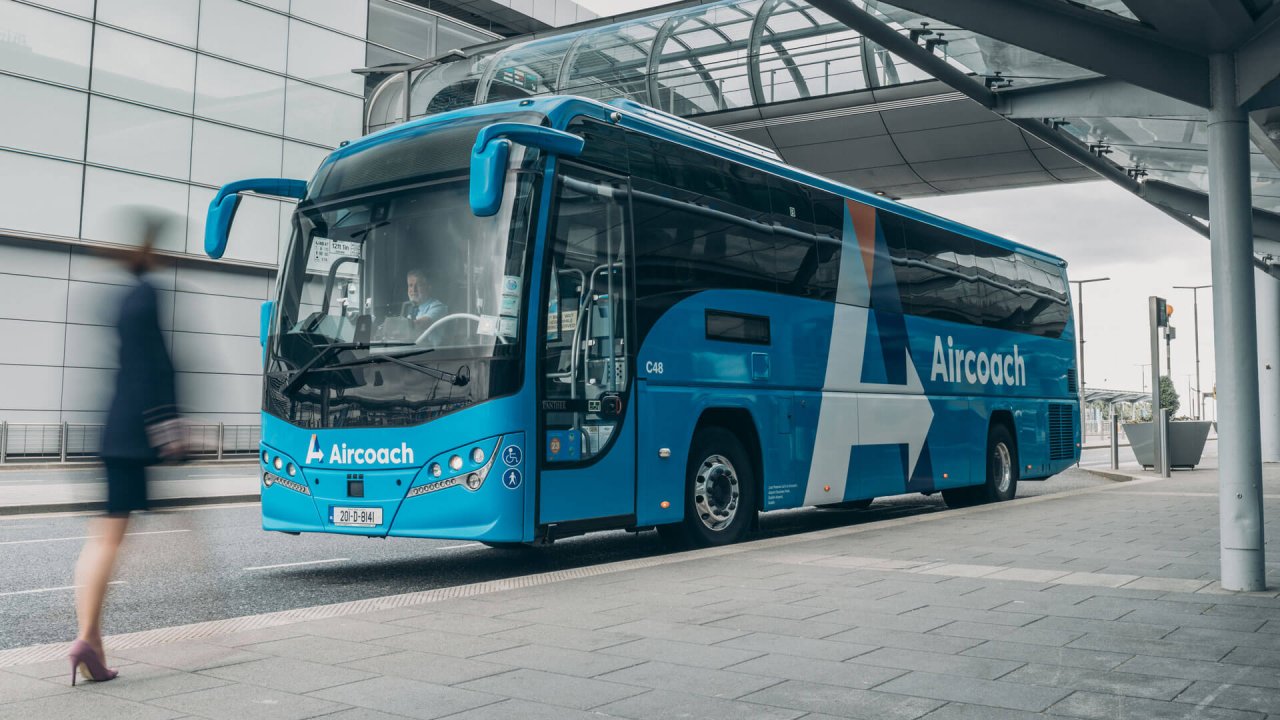 Aircoach stopped at Dublin Airport